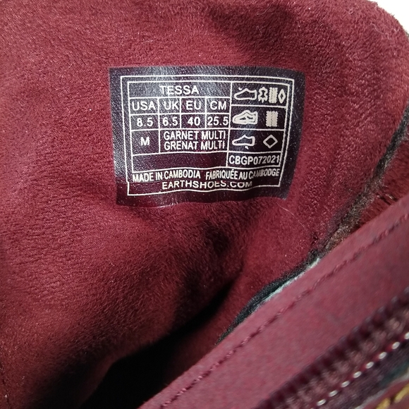 Earth Elements Tessa Premium Suede and Leather Boots Garnet Multitone Sz 8.5 New - Picture 9 of 9